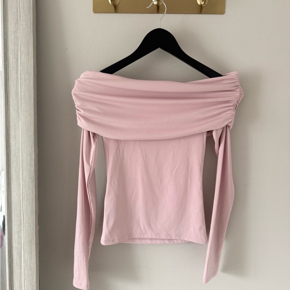 Divided Light Pink Off-Shoulder Blouse - Picture 4 of 4